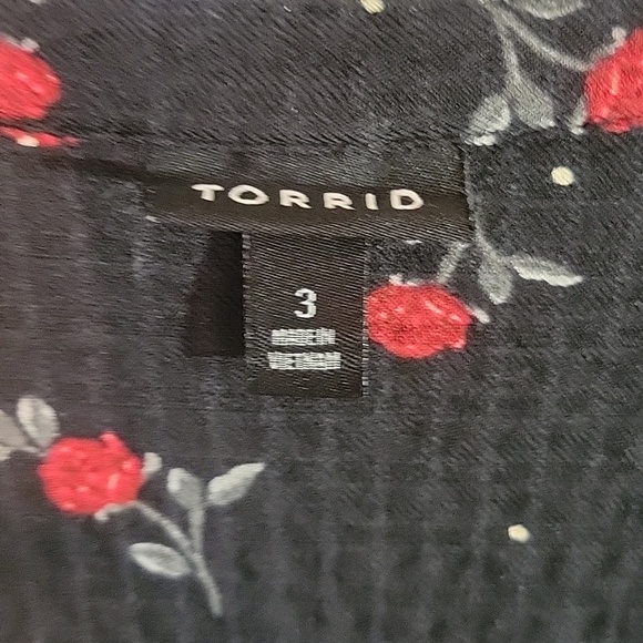 Torrid Rose Print Long Sleeve Blouse - Picture 3 of 8